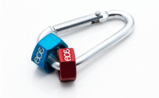 Ace Re-Enfileur